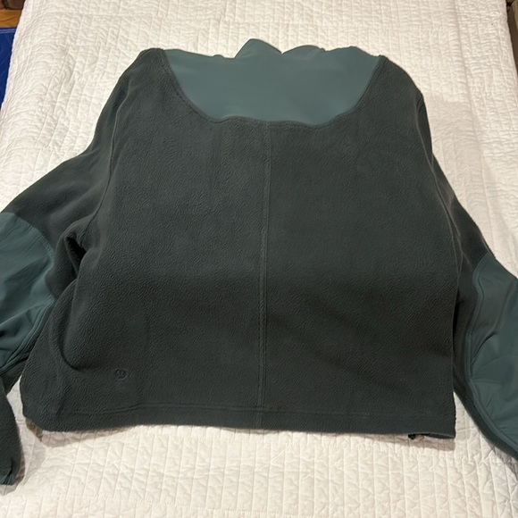 JUST LISTED🎈Lulu fleece jacket - Picture 7 of 7